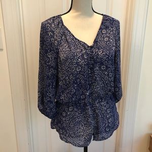BANANA REPUBLIC STRETCHY WAISTED BUTTON BLOUSE